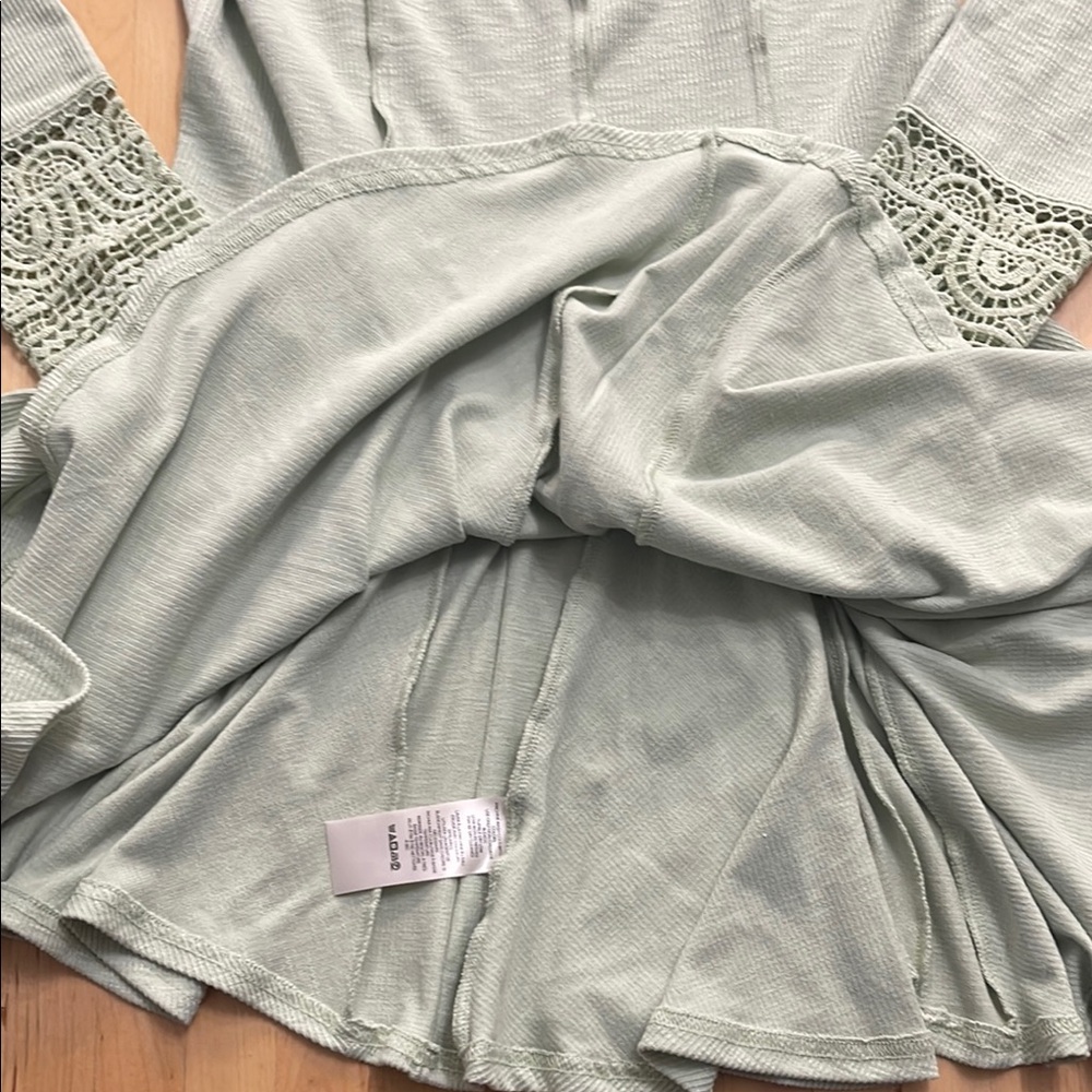 FREE PEOPLE THERMAL ASYMMETRICAL DRESS WOMENS SAGE GREEN CROCHET THUMB HOLES - Picture 14 of 16